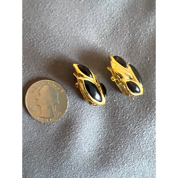 Trifari Set VTG 2 Necklaces PLUS Black Enamel Gold Clip Earrings Work Perfect - Picture 13 of 13